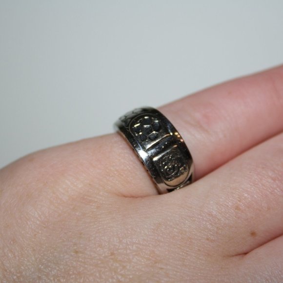 ⚽ Beautiful Silver 2014 Soccer Ring – Size 5.25 Sporty Shine · Collector’s Charm - Picture 3 of 6